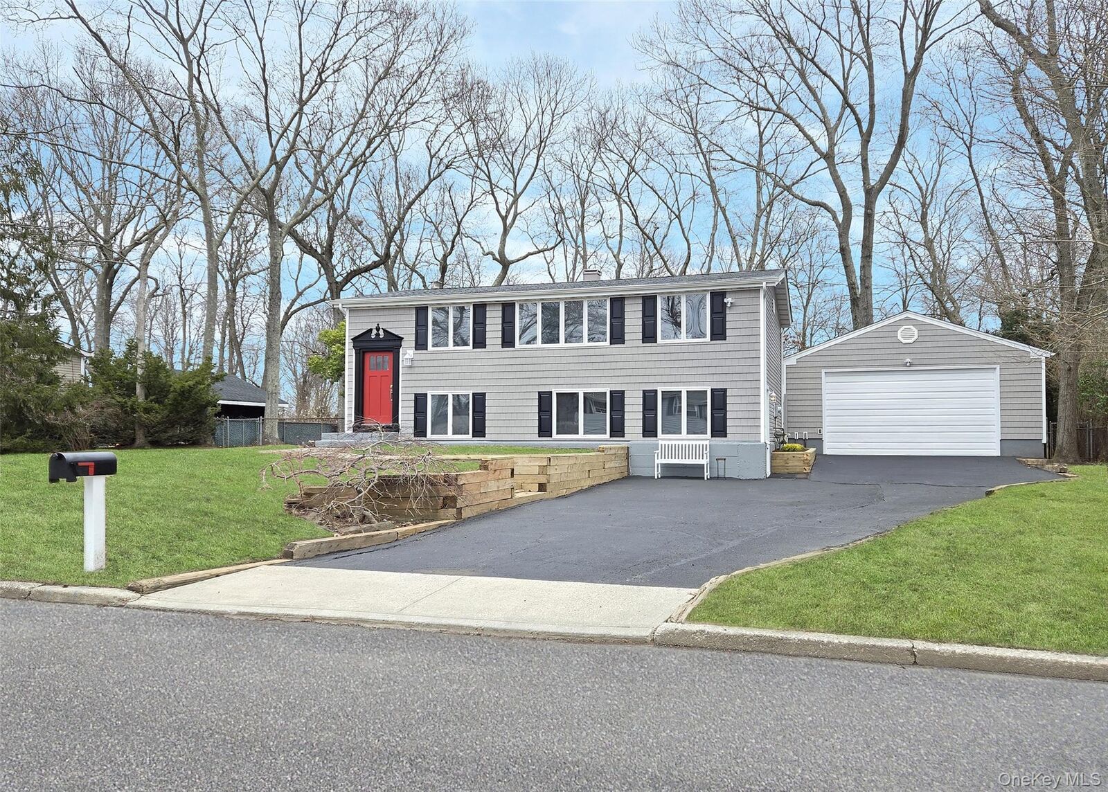 Property Photo:  21 Possum Lane  NY 11733 
