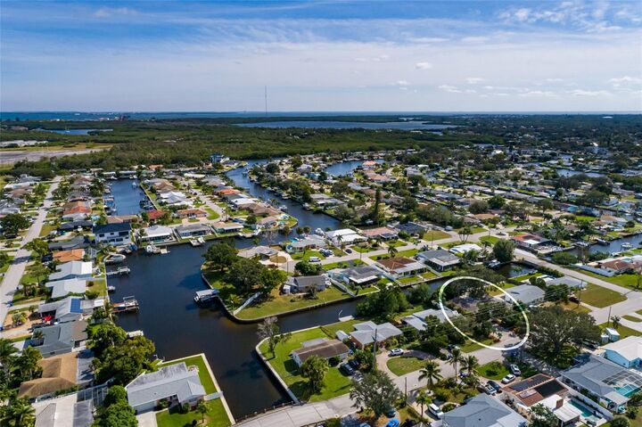 Property Photo:  9665 2nd Street N  FL 33702 