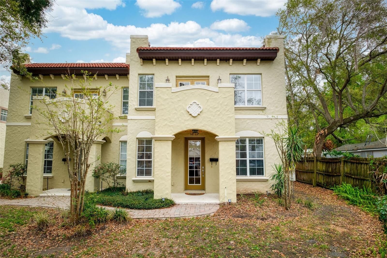 Property Photo:  1807 Hammerlin Avenue G  FL 32789 