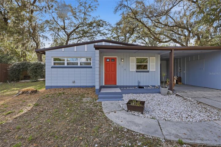 Property Photo: 314 NW 36th Terrace FL 32607