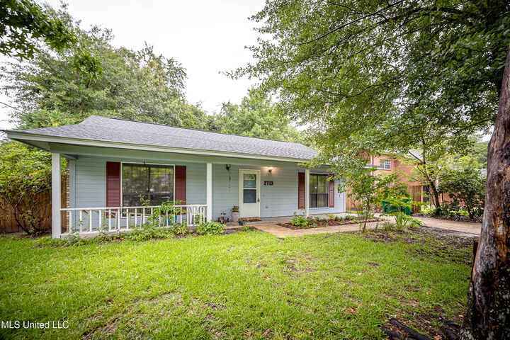 Property Photo:  2713 N 6th Street  MS 39564 