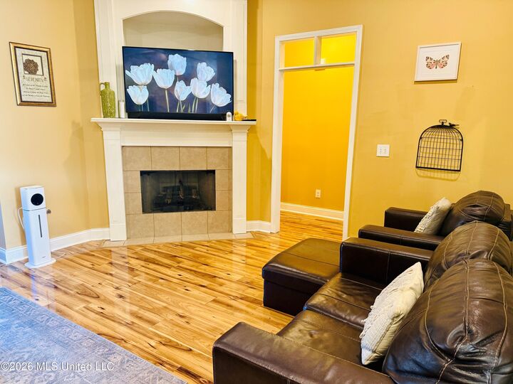 Property Photo: 104 Silver Ridge Lane MS 39208