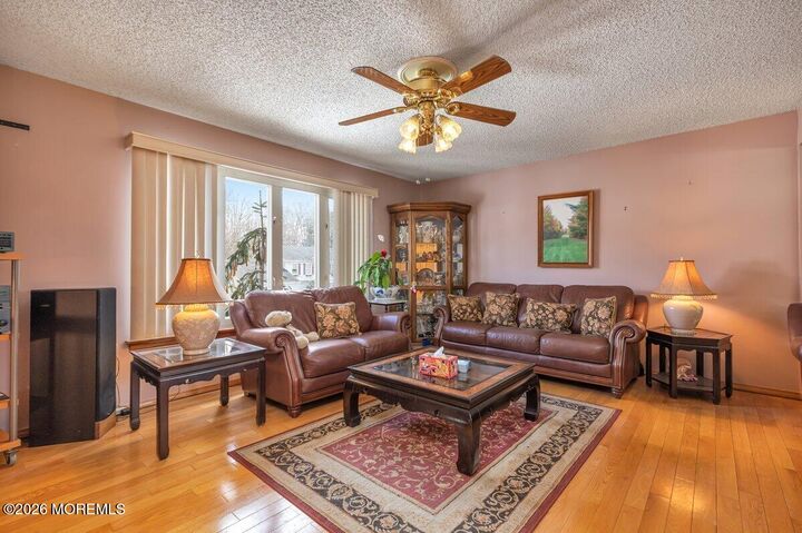 Property Photo:  15 Erin Lane  NJ 08857 