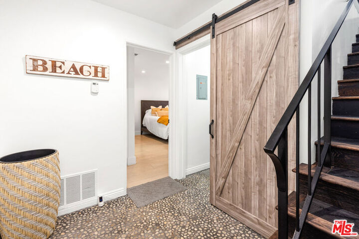 Property Photo:  29231 Heathercliff Road 2  CA 90265 