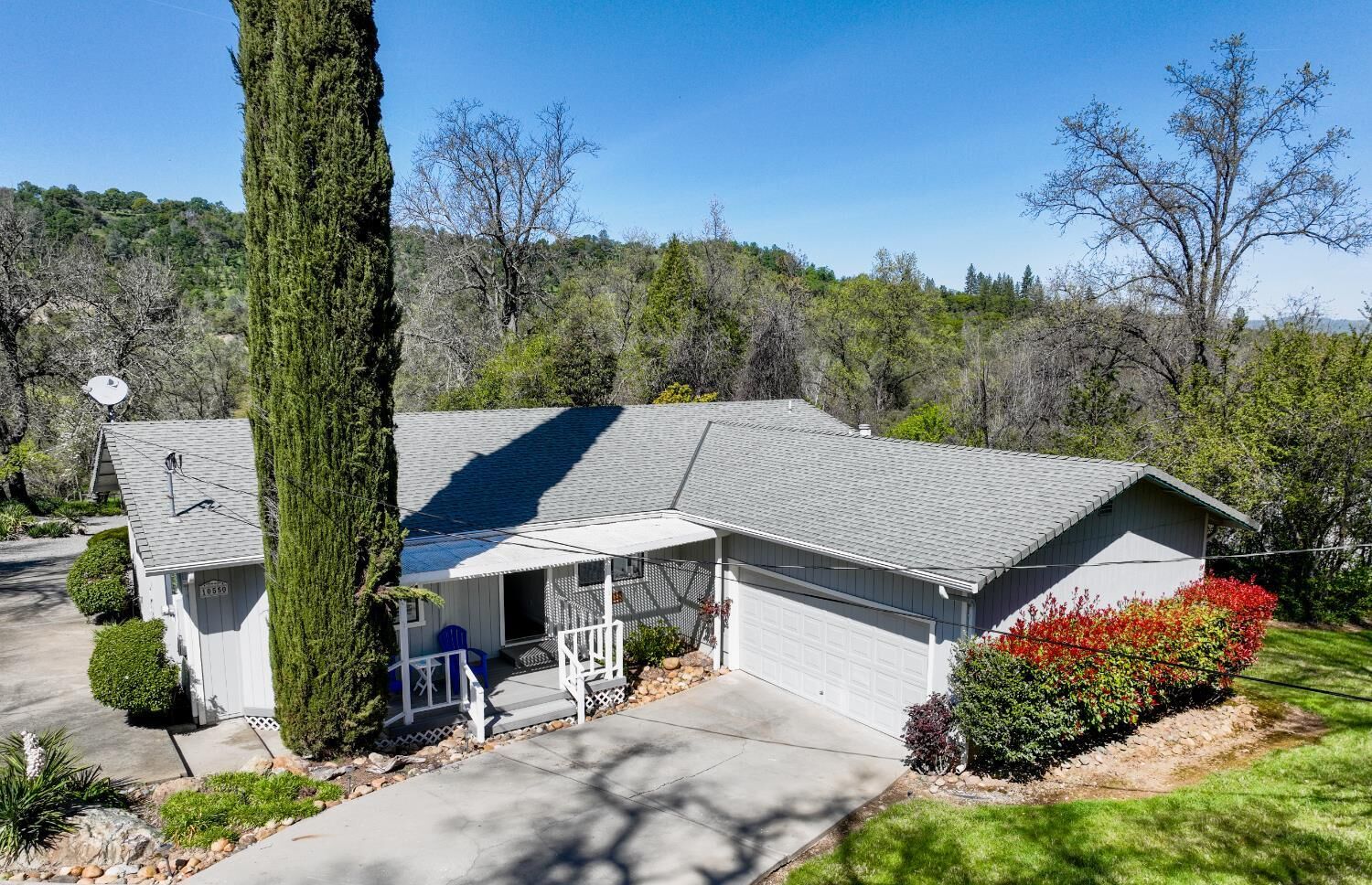Property Photo:  10550 Mooney Flat Road  CA 95977 