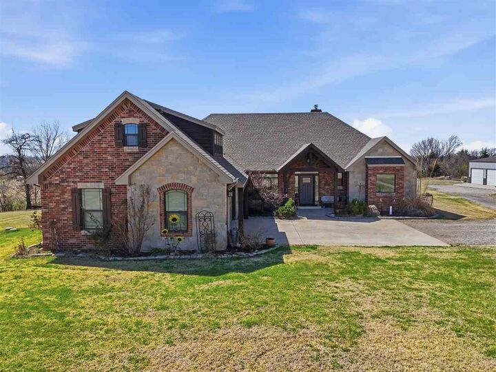 Property Photo:  3820 La Cann  OK 74604 