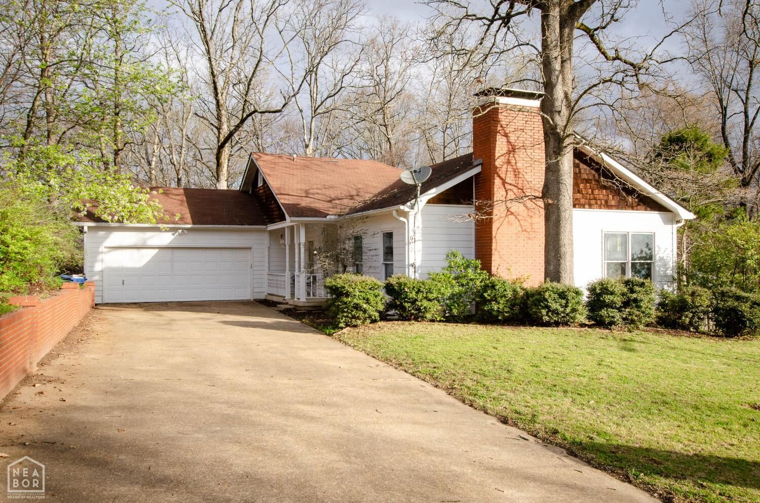 Property Photo: 602 Arrowhead Drive AR 72401