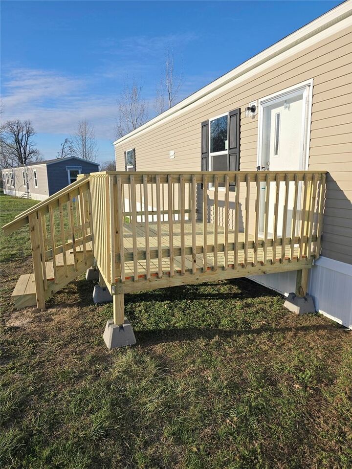 Property Photo: 207 Hawkeye Lane AR 72601