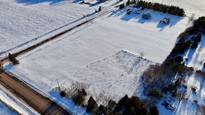 Photo de la propriété:  Route 12  PE C0B 2B0 