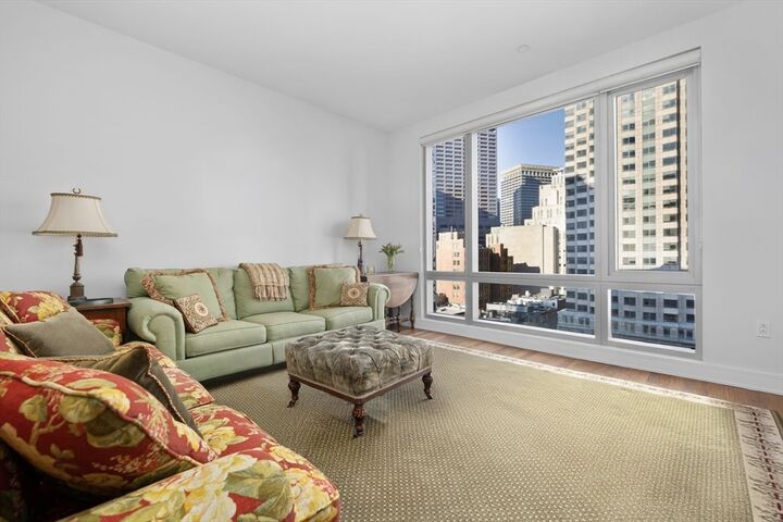 Property Photo:  500 Atlantic Ave 14E  MA 02210 