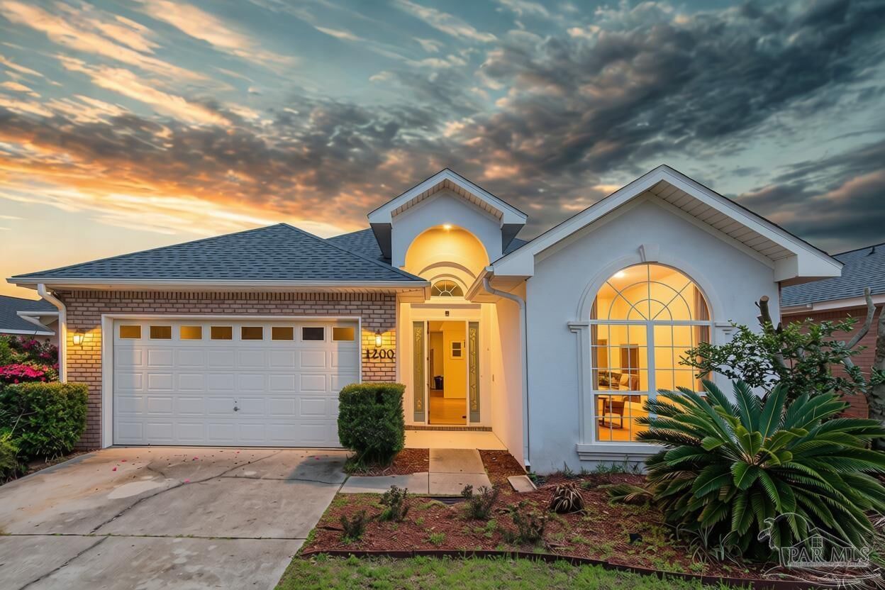Property Photo: 1200 Autumn Breeze Cir FL 32563