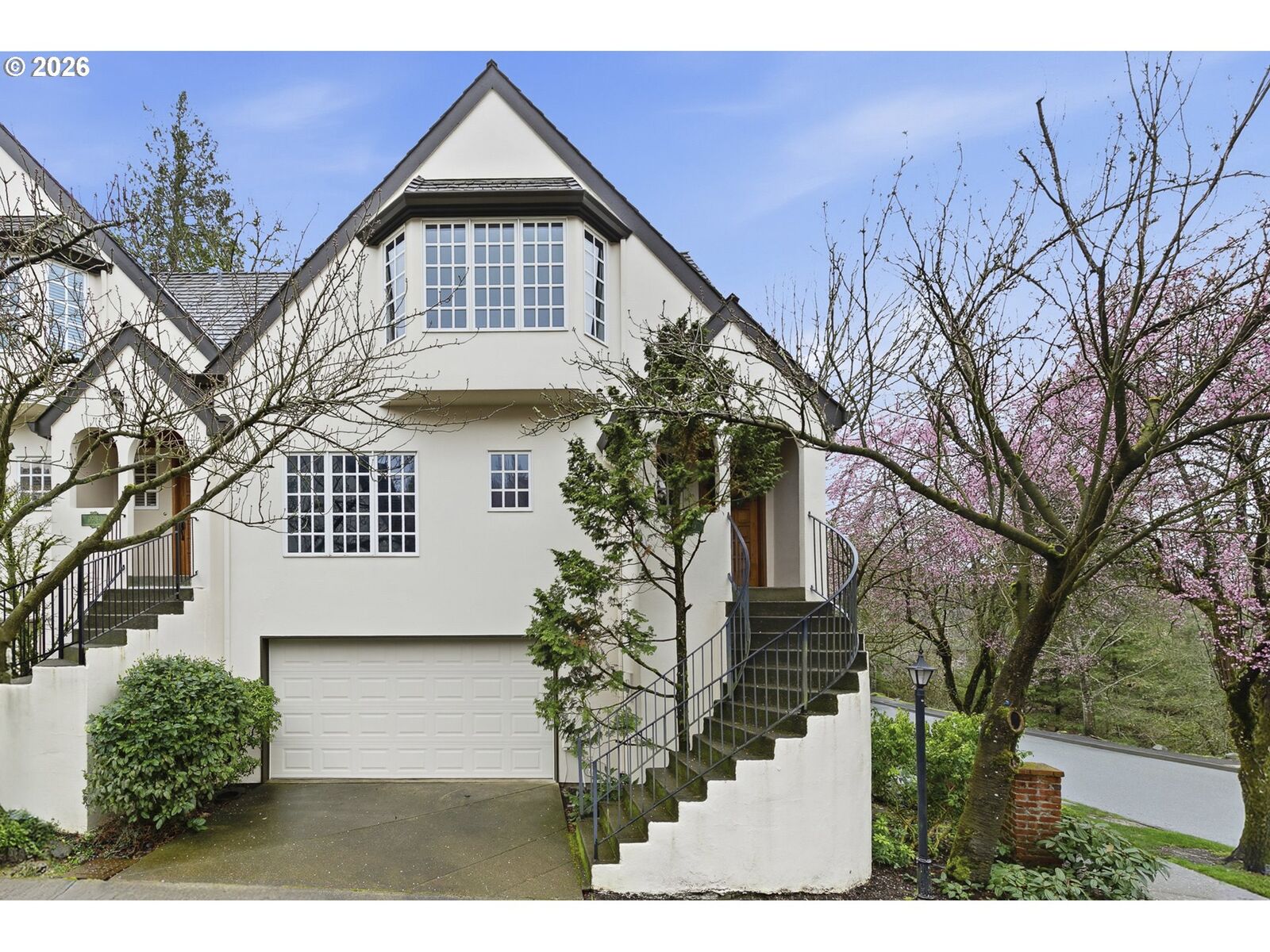 Property Photo:  9950 NW Abbey Rd  OR 97229 