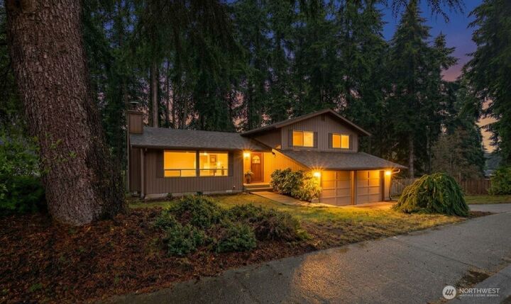 Property Photo:  37717  26th Drive S  WA 98003 