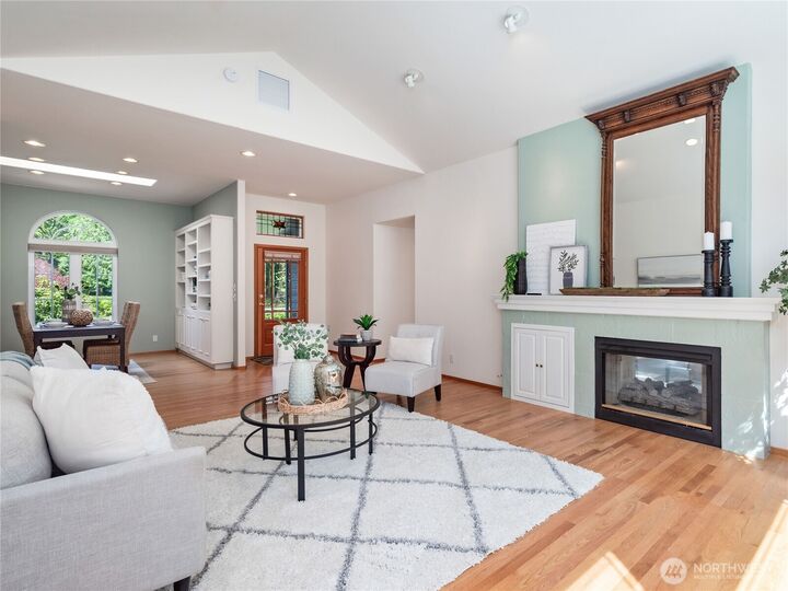 Property Photo:  42  Nantucket Place  WA 98368 
