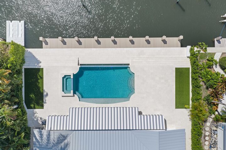 Property Photo:  1102 Island Drive  FL 33483 