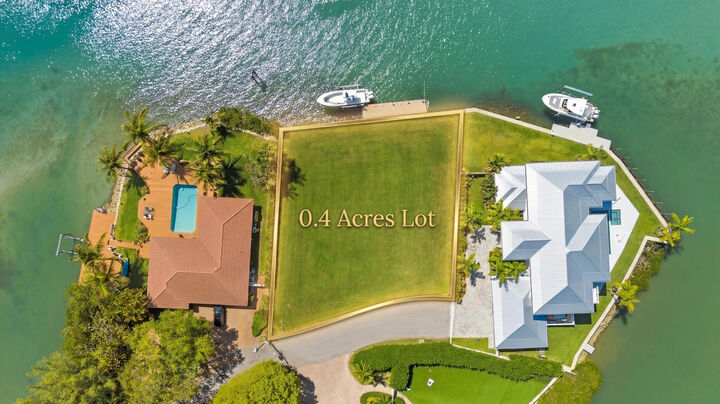 Property Photo: 1305 Peninsular Road FL 33469