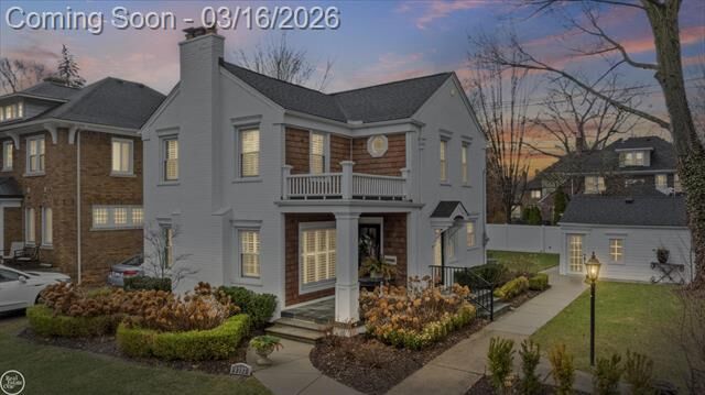 Property Photo:  1393 Grayton St Street  MI 48230 