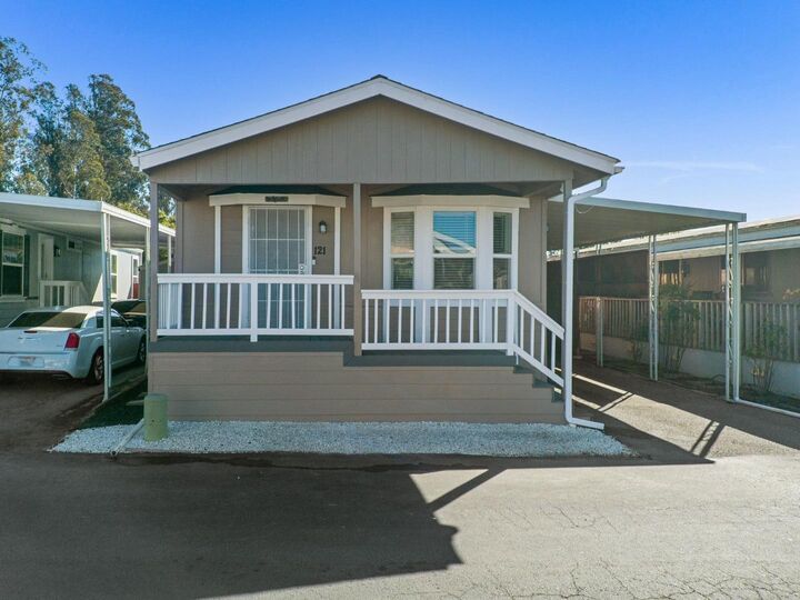 Property Photo:  789 Green Valley Road 121  CA 95076 