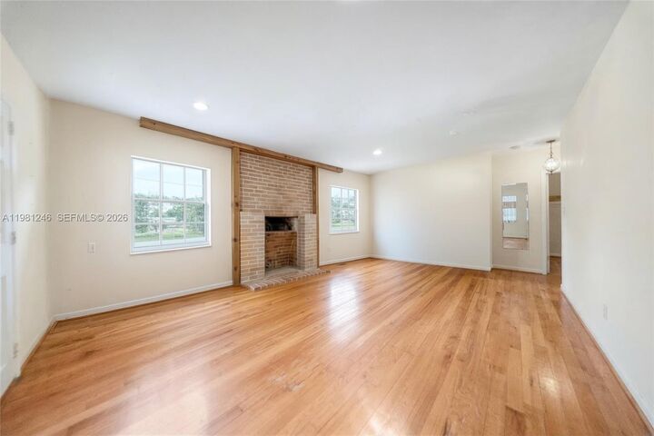 Property Photo:  512 Mendoza Ave  FL 33134 