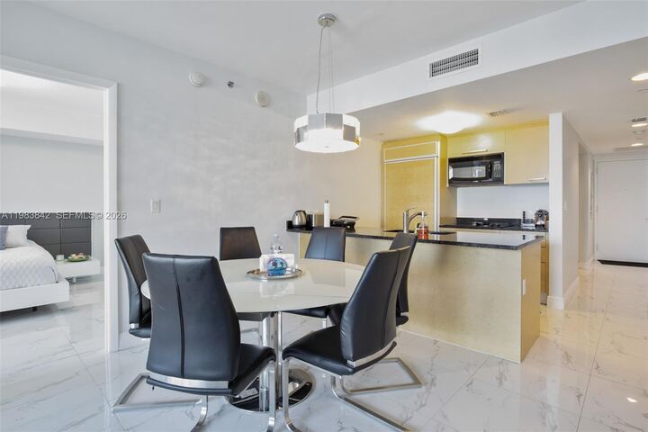 Property Photo:  1800 S Ocean Dr 909  FL 33009 