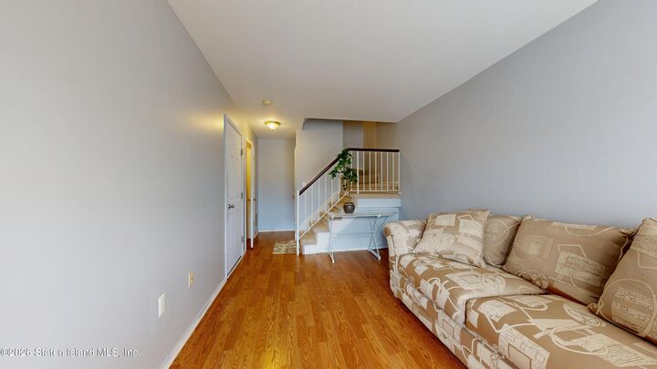 Property Photo:  32 Aspen Knolls Way  NY 10312 
