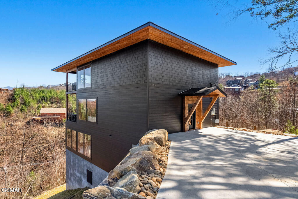 Property Photo:  545 Edgewood Drive  TN 37738 