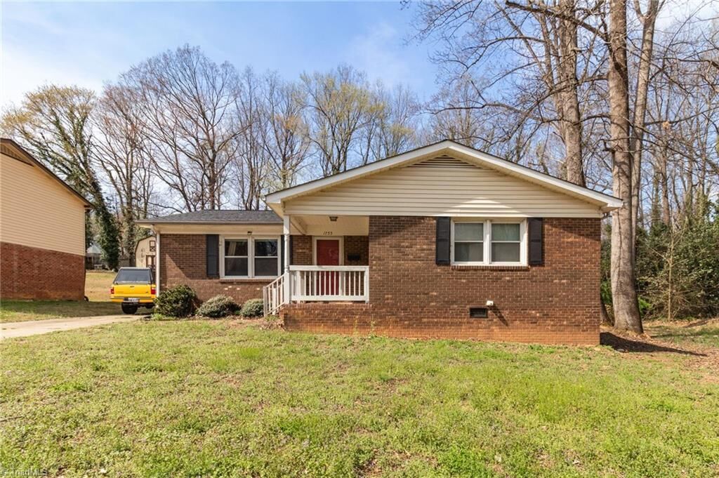 Property Photo:  1755 Camden Road  NC 27103 