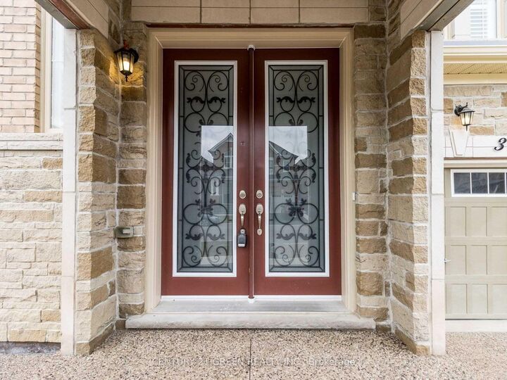 Photo de la propriété:  39 Argelia Crescent  ON L6X 5N5 