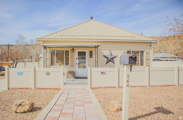Property Photo:  564 S 300 W  UT 84526 