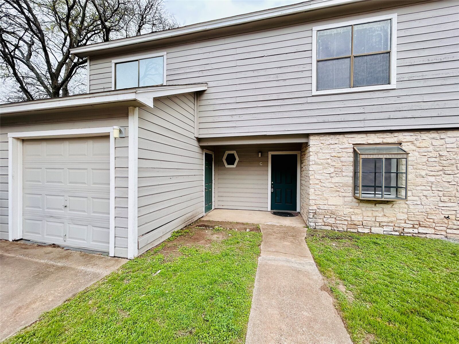 Property Photo:  8900 Schick Road C  TX 78729 