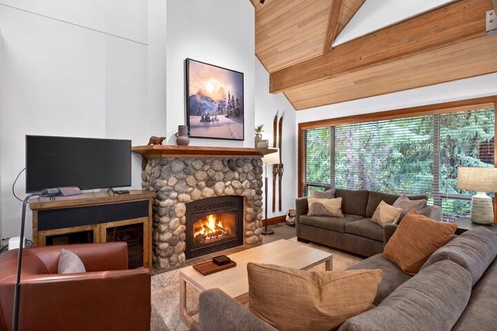 Property Photo: 4747 Settebello Drive A/B BC V8E 0Z4