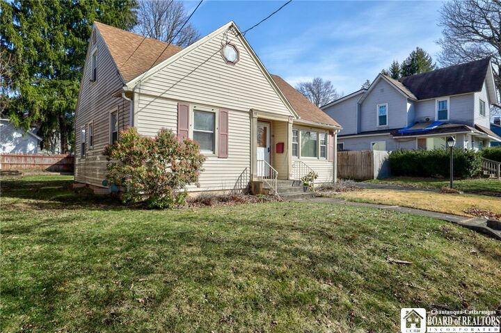 Property Photo:  115 Myrtle Street  NY 14701 