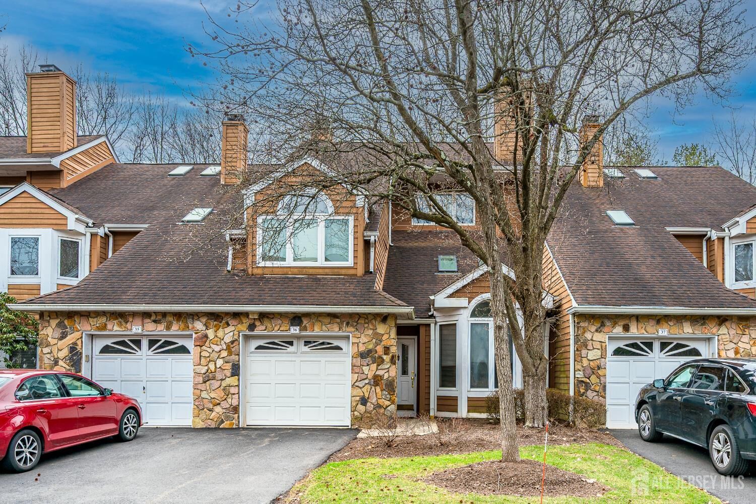 Property Photo: 36 Ravenswood Court NJ 08820