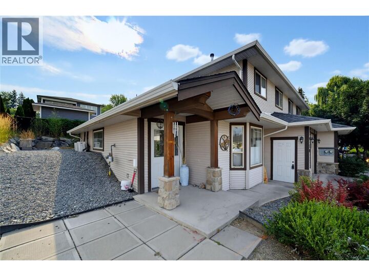 Property Photo: 660 20 Street Northeast 1 BC V1E 2K9