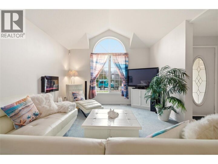 Property Photo: 756 Springrose Way BC V1W 3M2