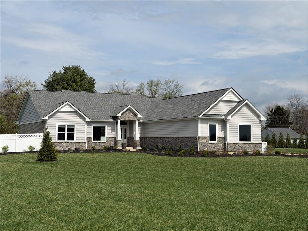 Property Photo:  2786 Lucy Lane  OH 45068 