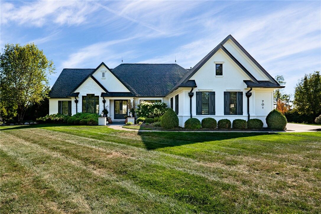 Property Photo: 701 Grand Wood Court OH 45066