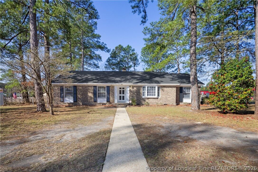 Property Photo:  400 Hallmark Road  NC 28303 