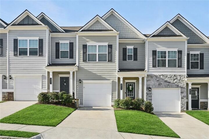 Property Photo: 511 Ryan Court GA 30107