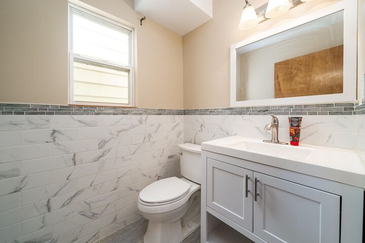 Property Photo:  149 Hobart Avenue 1  NJ 07002 