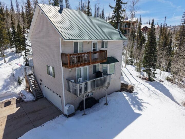Property Photo: 429 N Aoki Michi Dr UT 84719