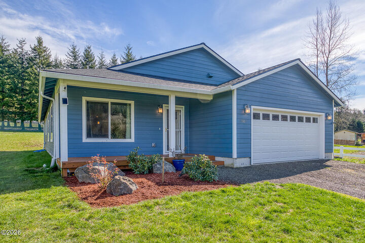 Property Photo:  33803 Highway 22  OR 97122 