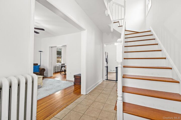 Property Photo:  308 Mayflower Avenue  NY 10801 