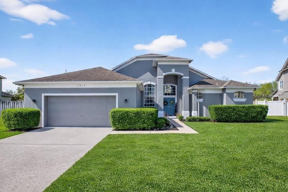 Property Photo:  1014 Quaker Ridge Court  FL 32765 