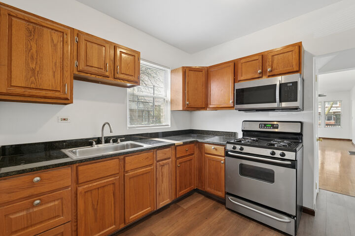 Property Photo:  6521 S Saint Lawrence Avenue  IL 60637 