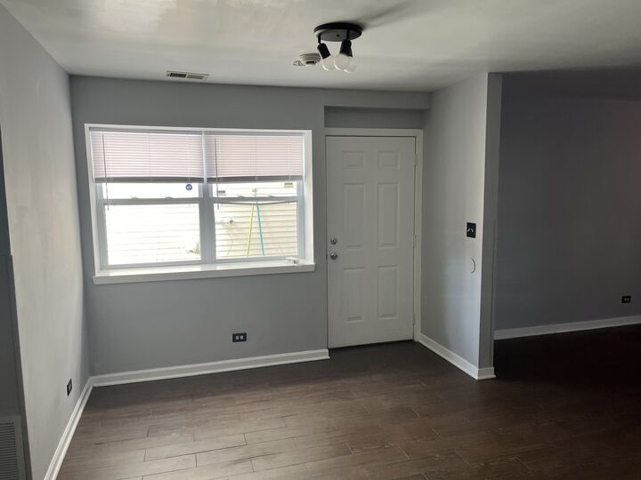 Property Photo:  6538 S Kenwood Avenue 1  IL 60637 