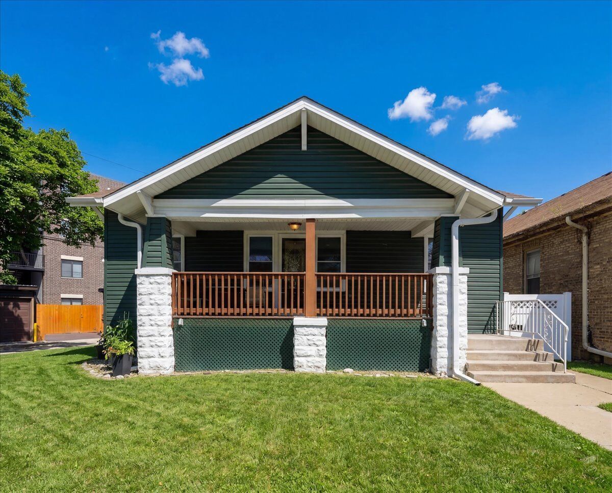 Property Photo: 2671 Julian Terrace IL 60171