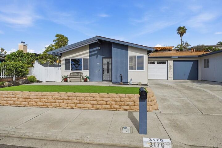 Property Photo:  3176 Isabella Drive  CA 92056 