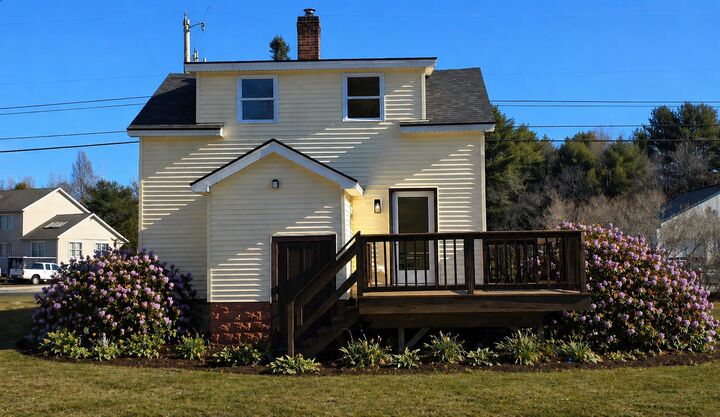 Property Photo:  131 Mechanic Falls Road  ME 04270 