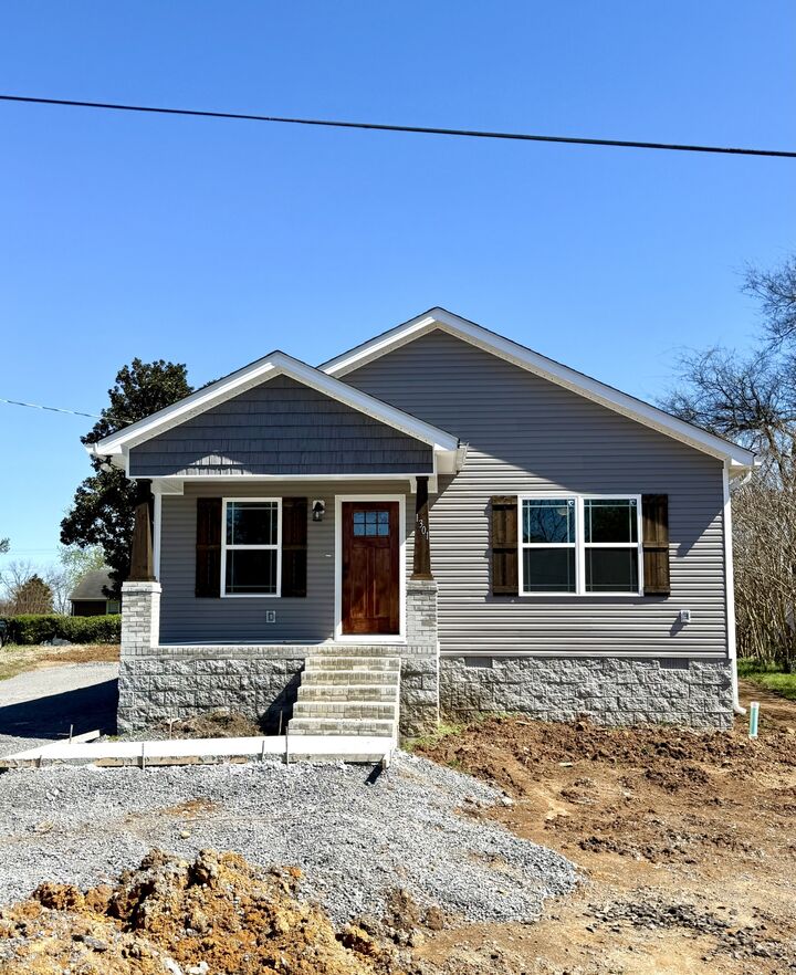 Property Photo:  1301 Walker St  TN 37160 